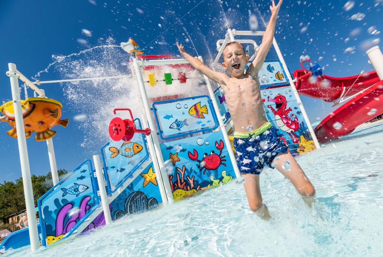 Mobile Homes Premium Relax Park Umag By Camp4You カリガドル エクステリア 写真