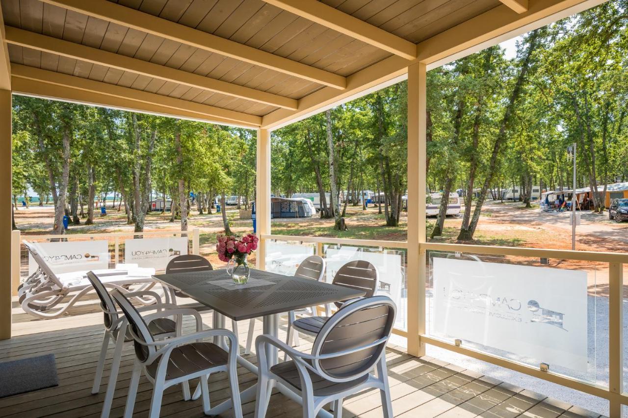 Mobile Homes Premium Relax Park Umag By Camp4You カリガドル エクステリア 写真